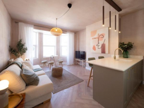 Delightfully restored apartment close to the sea